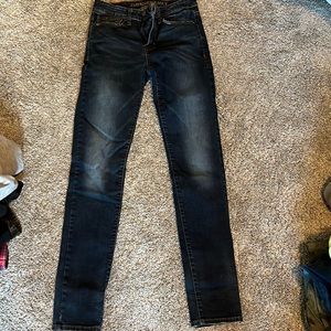 Men’s 28 x 32. Extreme Flex. Super Skinny